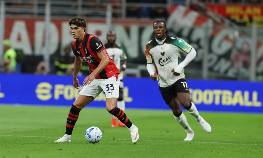 AC Milan vs Venezia (01:45 – 29/08) | Xem lại trận đấu